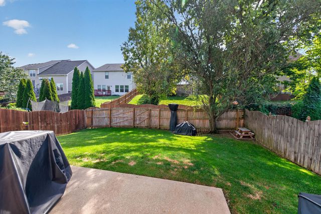 564 Lanarkshire Place, Lexington, KY 40509