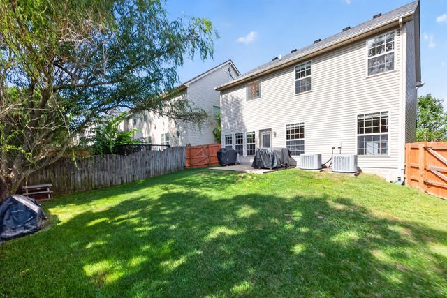 564 Lanarkshire Place, Lexington, KY 40509
