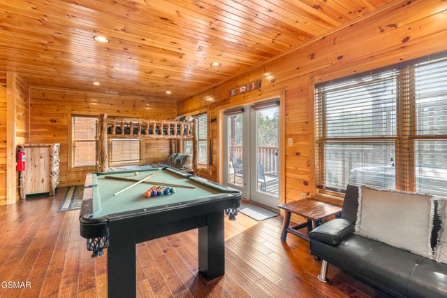 856 Resort Way, Gatlinburg, TN 37738