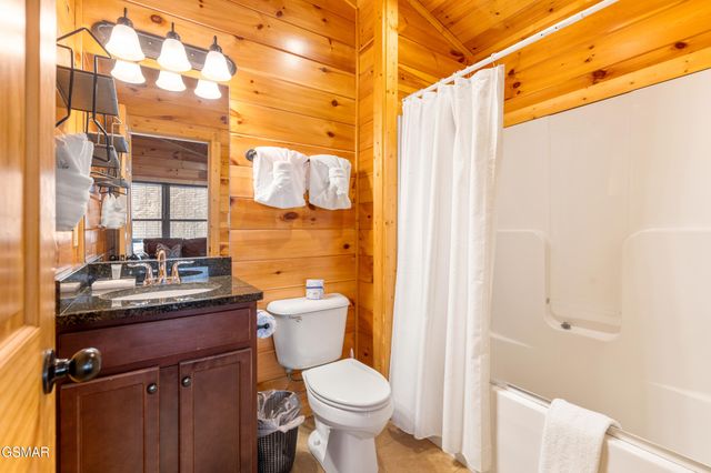 856 Resort Way, Gatlinburg, TN 37738
