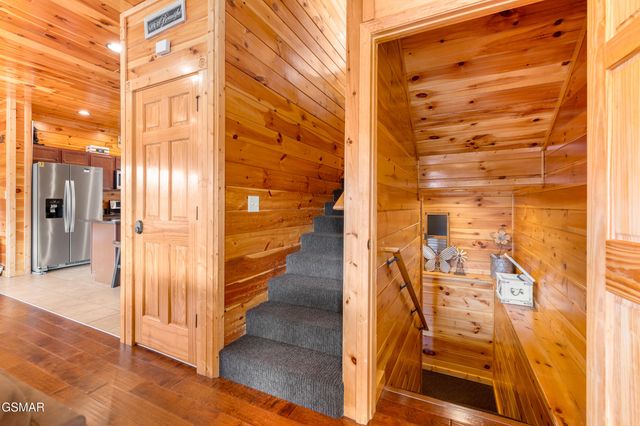 856 Resort Way, Gatlinburg, TN 37738