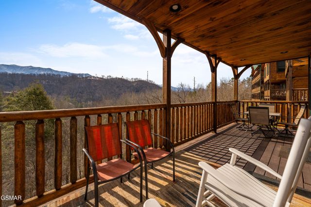 856 Resort Way, Gatlinburg, TN 37738