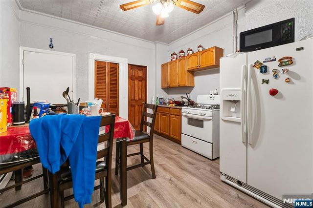 123 47th Street, Union City, NJ 07087