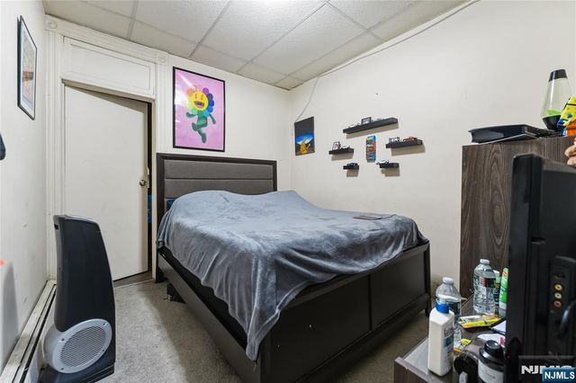 123 47th Street, Union City, NJ 07087