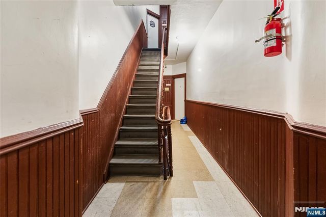 123 47th Street, Union City, NJ 07087