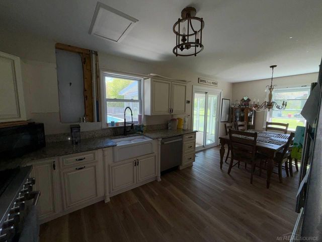 2206 N 5 Mile Road, Lincoln Twp, MI 48642