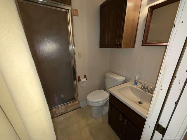 2206 N 5 Mile Road, Lincoln Twp, MI 48642