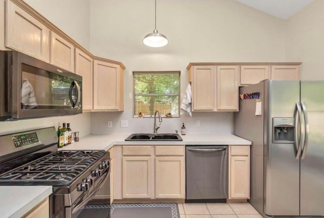 9439 Crystal Cove Circle, Houston, TX 77070