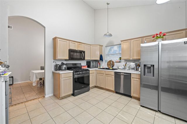 9439 Crystal Cove Circle, Houston, TX 77070