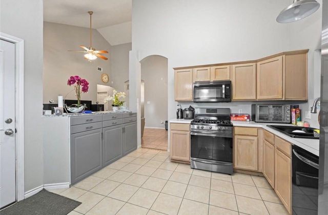 9439 Crystal Cove Circle, Houston, TX 77070