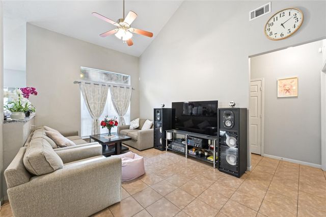 9439 Crystal Cove Circle, Houston, TX 77070