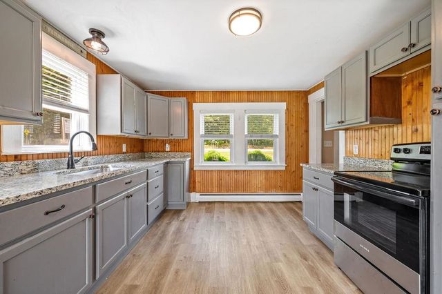 293 Laconia Road, Tilton, NH 03237