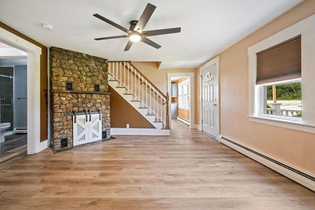 293 Laconia Road, Tilton, NH 03237