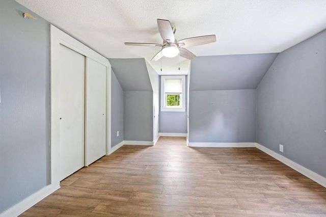 293 Laconia Road, Tilton, NH 03237