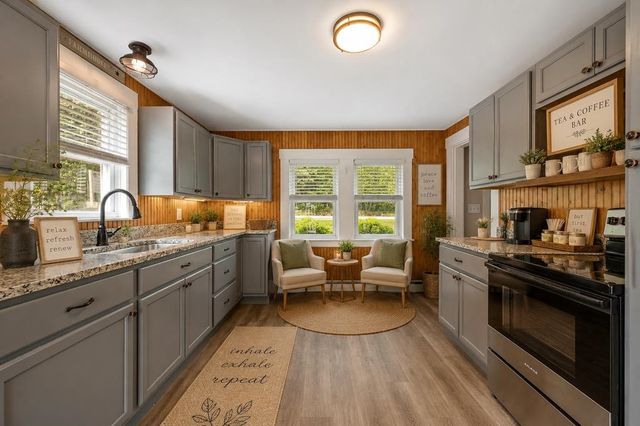 293 Laconia Road, Tilton, NH 03237