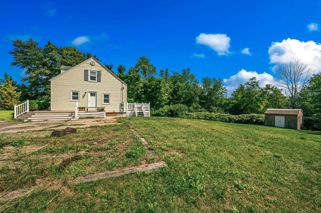 293 Laconia Road, Tilton, NH 03237