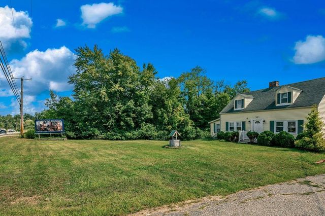 293 Laconia Road, Tilton, NH 03237