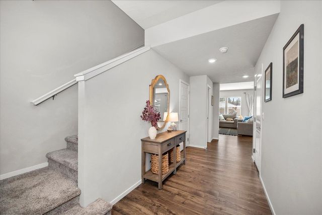 5901 W Youngstown Ln, Spokane, WA 99208