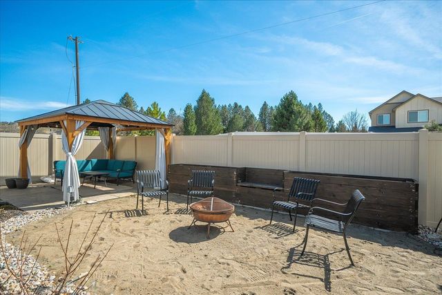 5901 W Youngstown Ln, Spokane, WA 99208