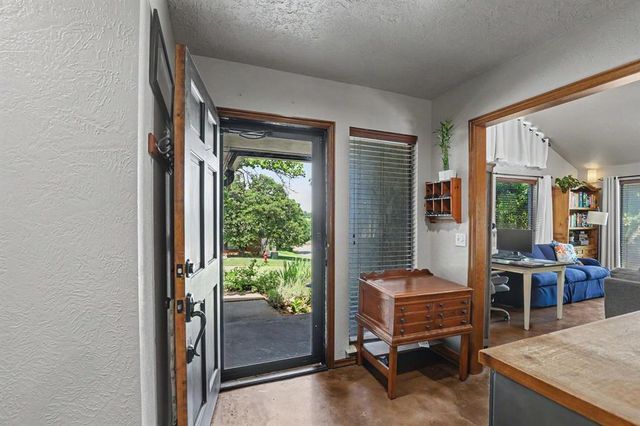 2028 Melody Lane, Edmond, OK 73013
