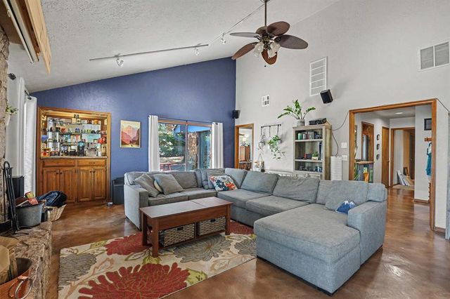 2028 Melody Lane, Edmond, OK 73013