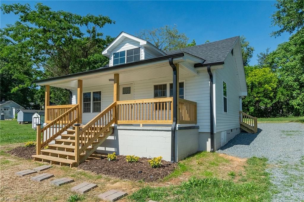 710 Dalton Street, Reidsville, NC 27320