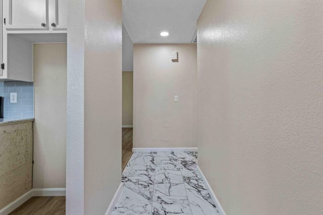 1407 E D St, Oakdale, CA 95361