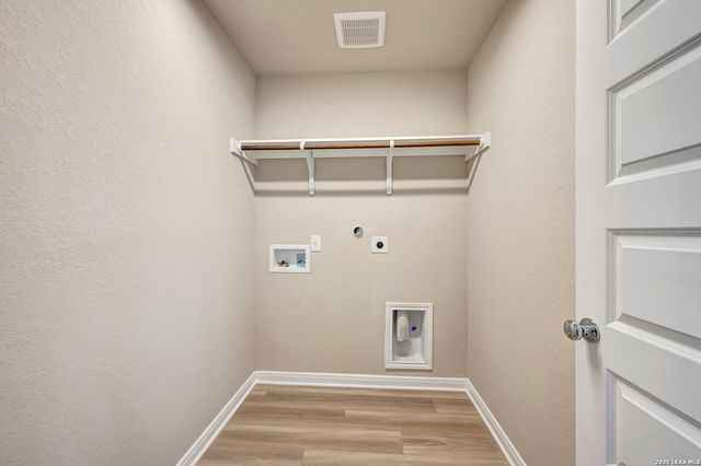 10322 Goodison Drive, Converse, TX 78109