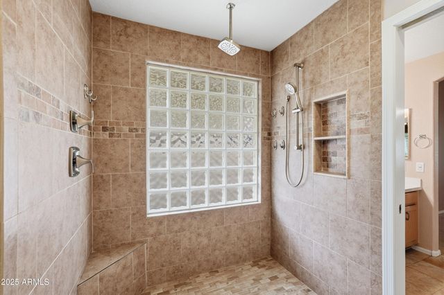 10776 W RUNION Drive, Peoria, AZ 85373