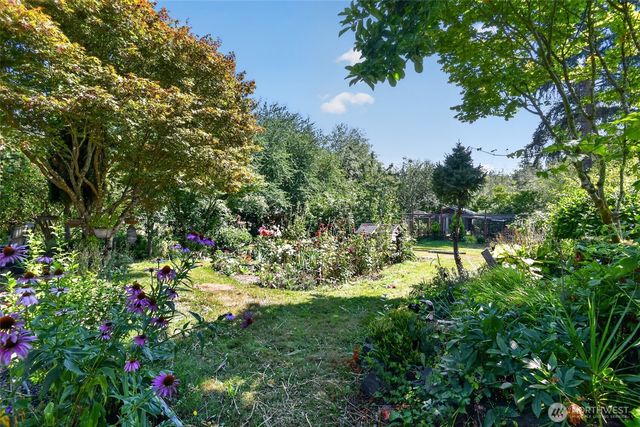 5696 E Collins Road, Port Orchard, WA 98366