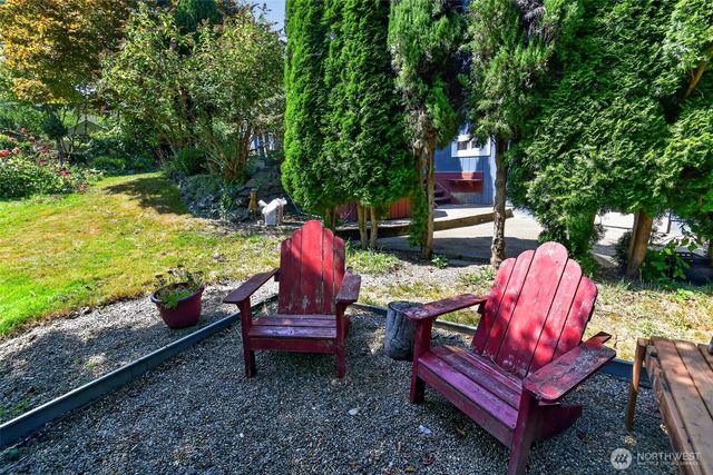 5696 E Collins Road, Port Orchard, WA 98366