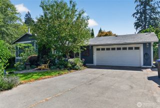 5696 E Collins Road, Port Orchard, WA 98366