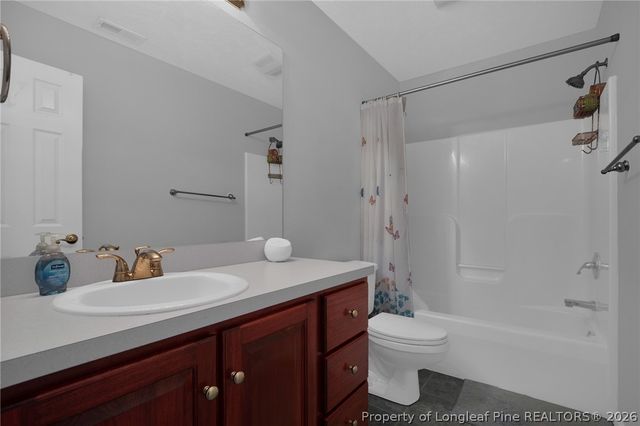 3910 W Bent Grass Drive, Fayetteville, NC 28312