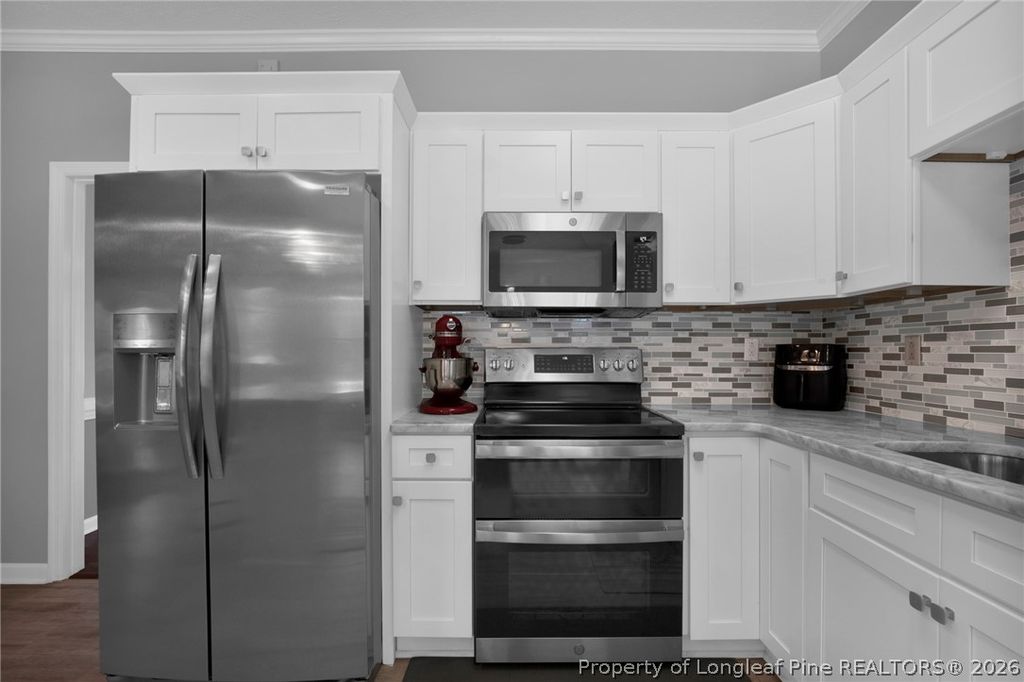 3910 W Bent Grass Drive, Fayetteville, NC 28312 — photo 17