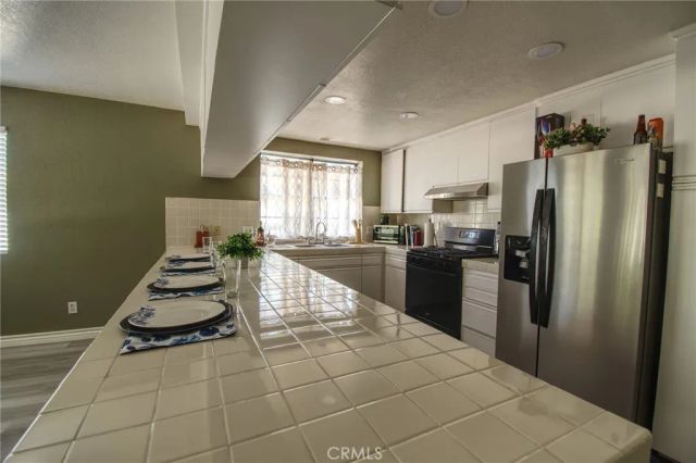 9839 9839 Warwick DR, Desert Hot Springs, CA 92240