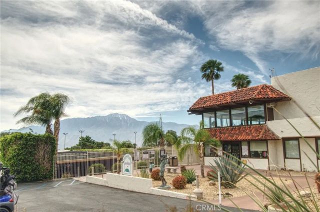 9839 9839 Warwick DR, Desert Hot Springs, CA 92240