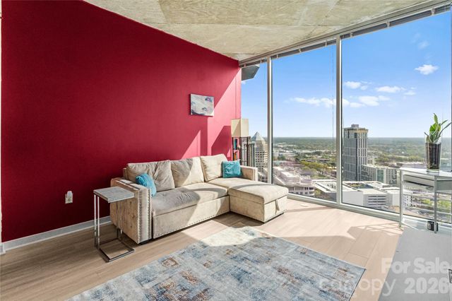 210 N Church Street 2811, Charlotte, NC 28202