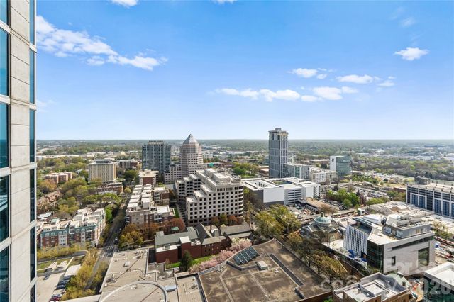 210 N Church Street 2811, Charlotte, NC 28202