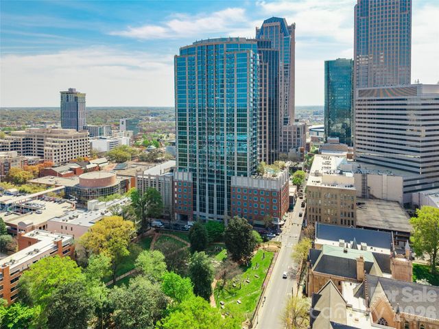 210 N Church Street 2811, Charlotte, NC 28202