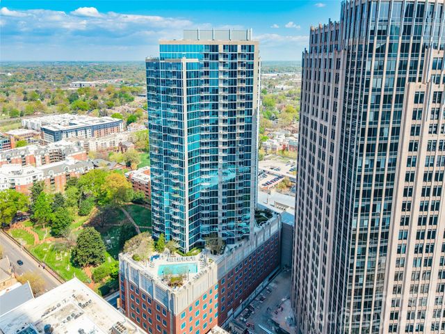 210 N Church Street 2811, Charlotte, NC 28202