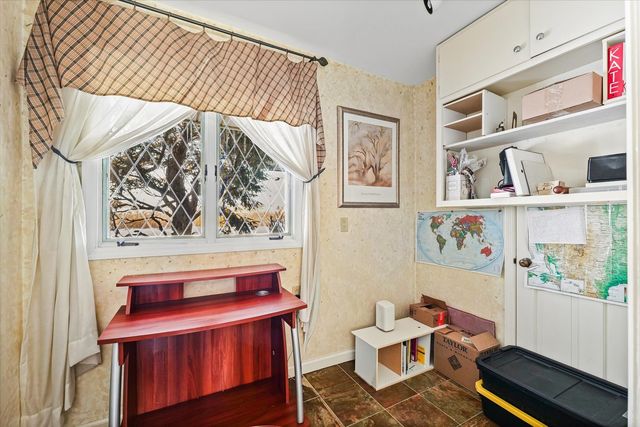 3 Lake Park Road, Champaign, IL 61822