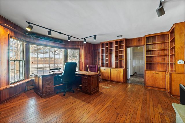 3 Lake Park Road, Champaign, IL 61822