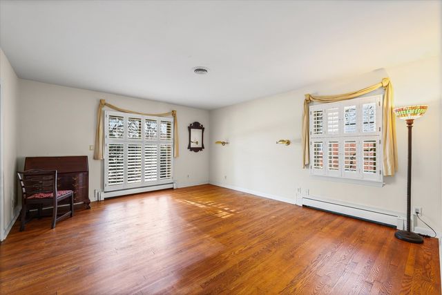 3 Lake Park Road, Champaign, IL 61822