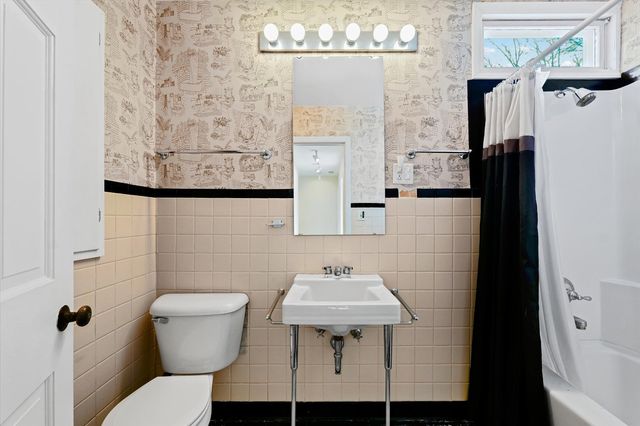 3 Lake Park Road, Champaign, IL 61822