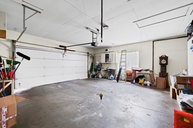 3 Lake Park Road, Champaign, IL 61822