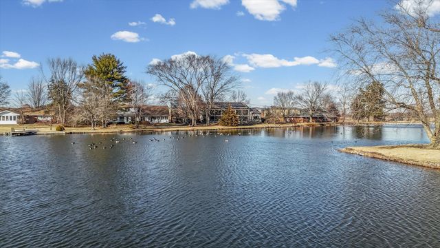 3 Lake Park Road, Champaign, IL 61822