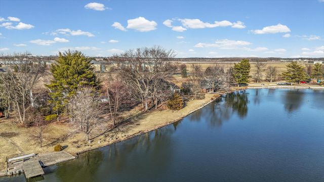 3 Lake Park Road, Champaign, IL 61822