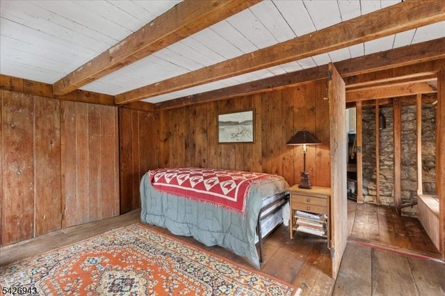 685 Woodglen Rd, Lebanon Twp., NJ 08826