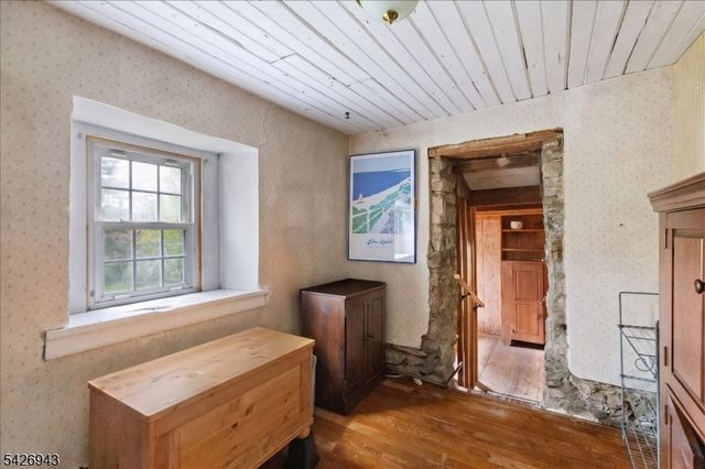 685 Woodglen Rd, Lebanon Twp., NJ 08826