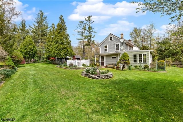 685 Woodglen Rd, Lebanon Twp., NJ 08826